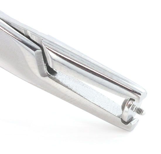 Dermal anchor plaadi tangid