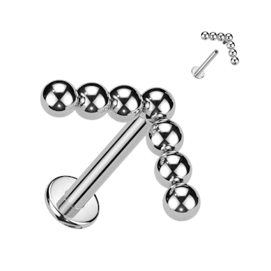 Titaanist labret kuulikestega chevron pealsega