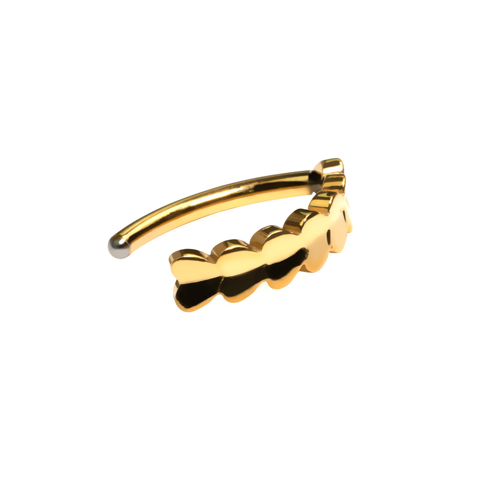 Südametega titaanist nabaklikker