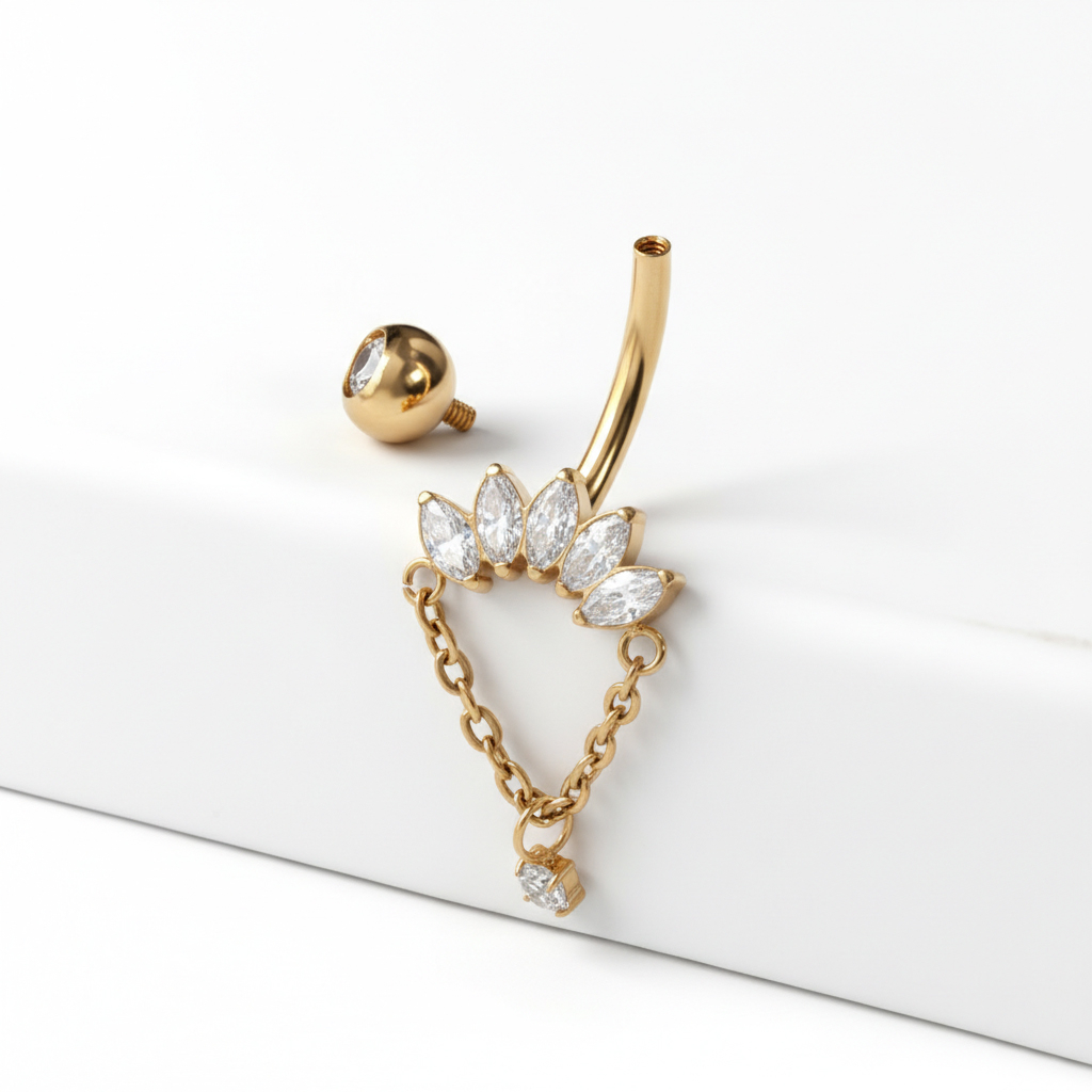 Titaanist nabaneet markiisilõikega kivide ja ripatsiga