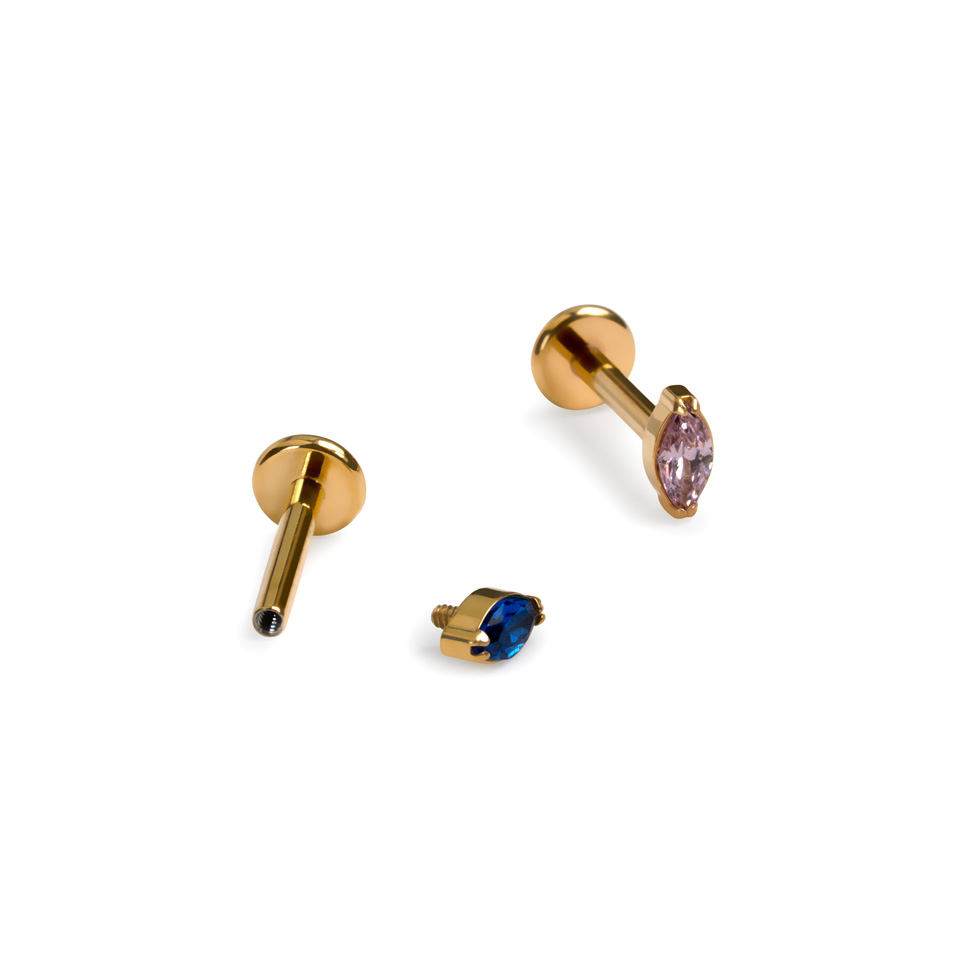 Titaanist labret eri värvi kiviga