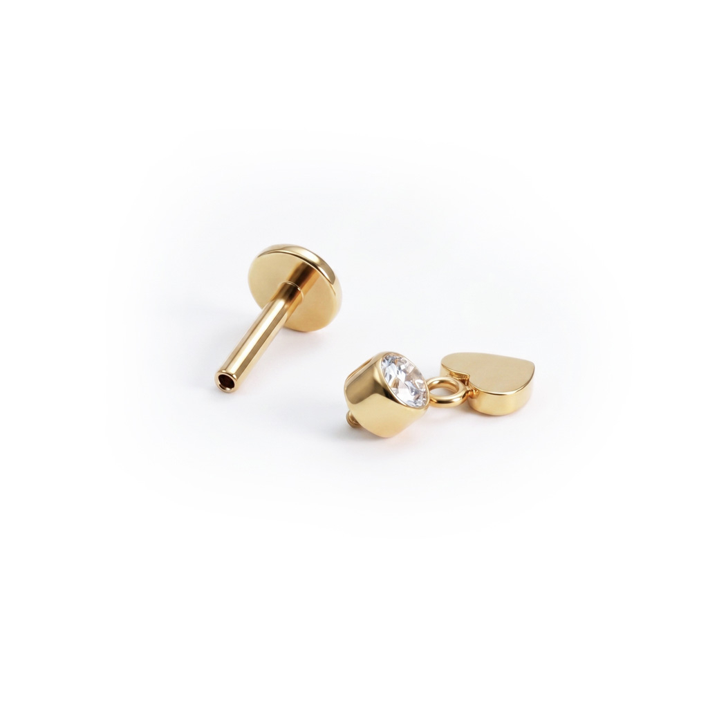 Titaanist labret südame ripatsiga