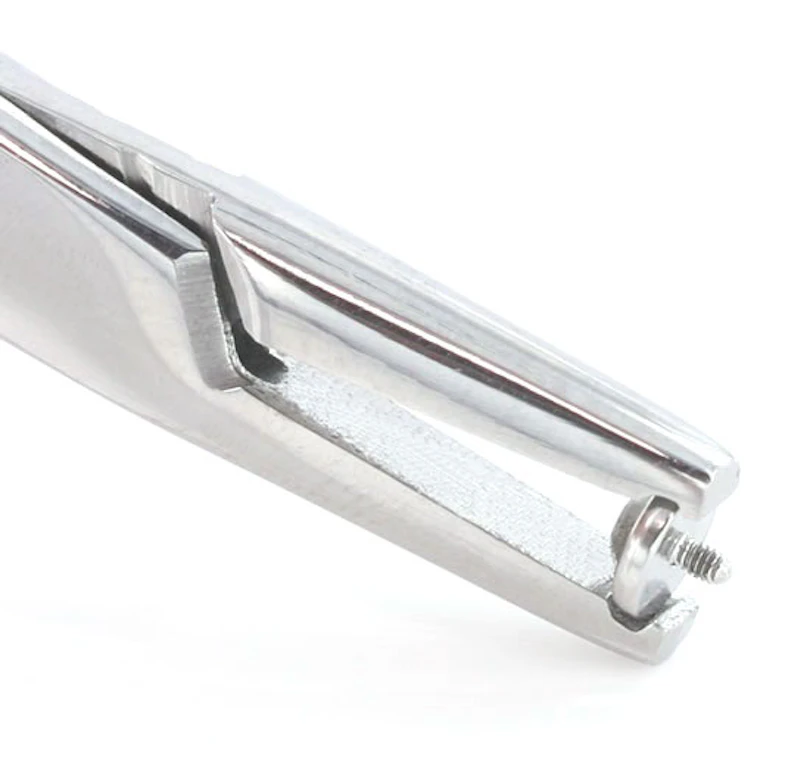 Dermal anchor plaadi tangid